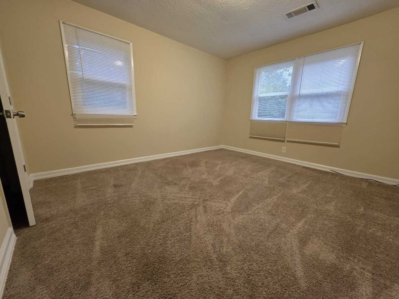 219 Barrett Road - Photo 6 of 13