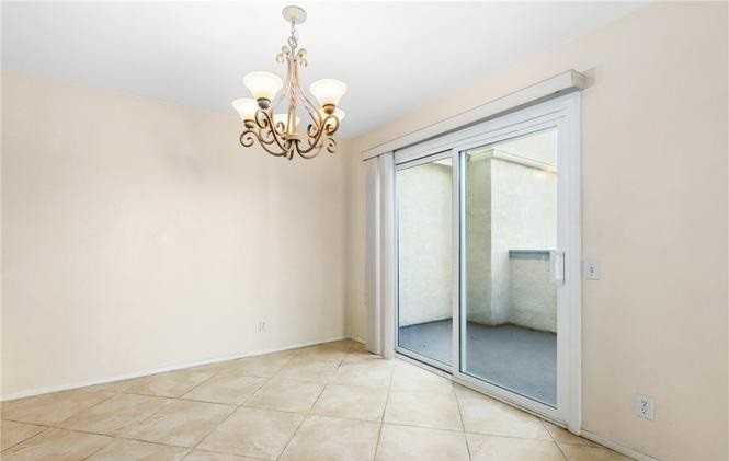 4 Exeter - Photo 2 of 7