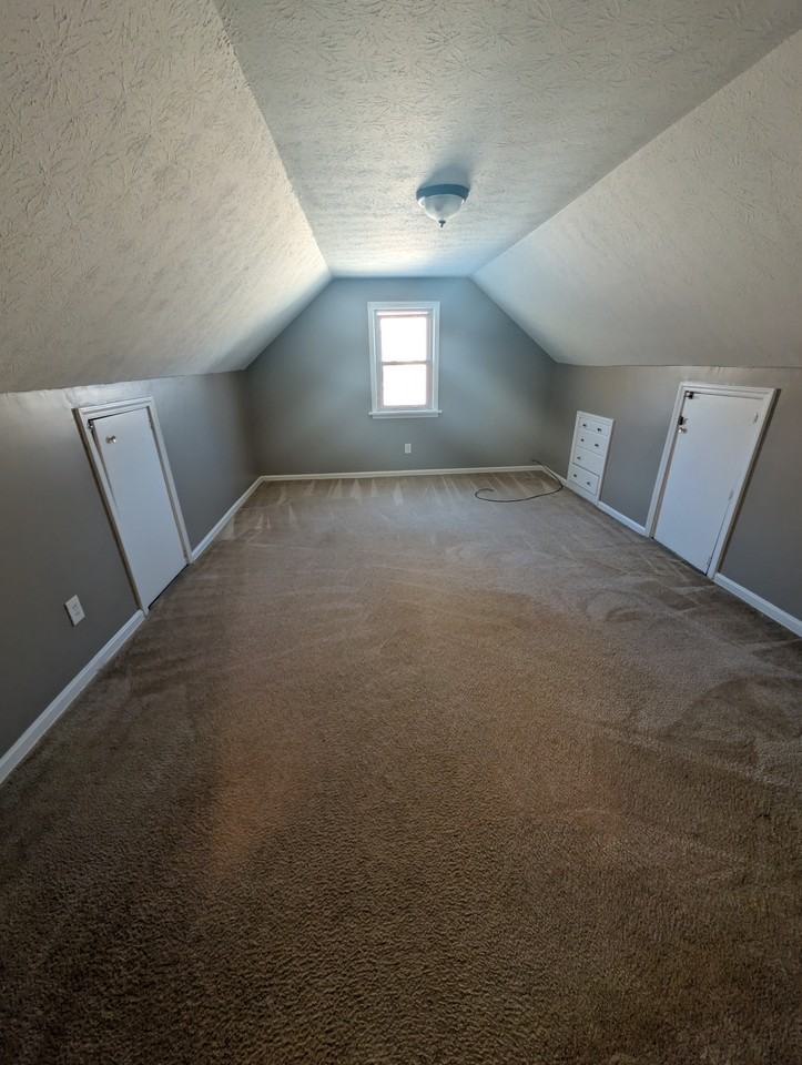 14804 Rockside Road - Photo 7 of 26