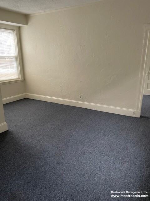 Hawthorn Street #3 - Photo 6 of 18