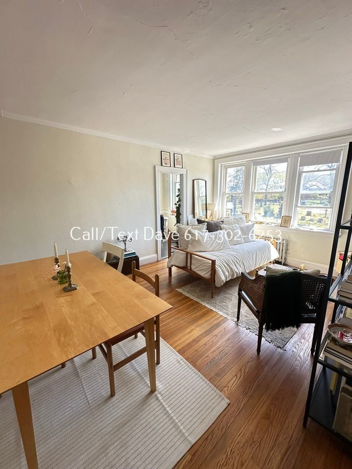 2045 Commonwealth Ave #31 - Photo 5 of 21