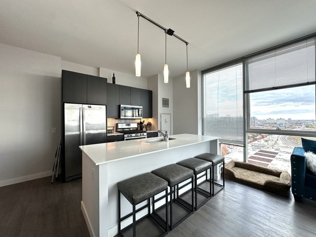 1000 Clark Street - Photo 3 of 20