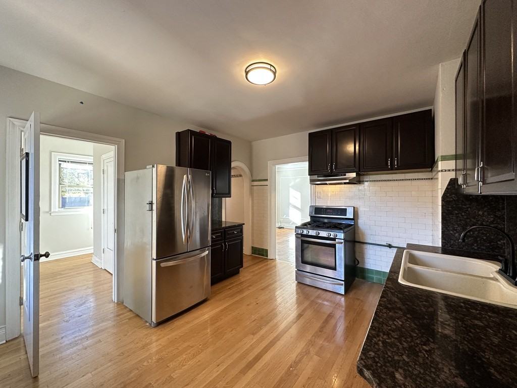 1527 Pratt Street #W5 - Photo 3 of 20