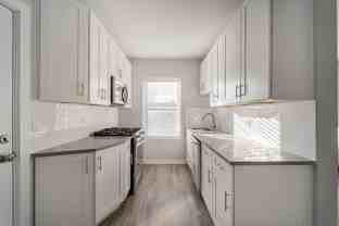 2759 N Kilbourn Ave - Photo 1 of 1