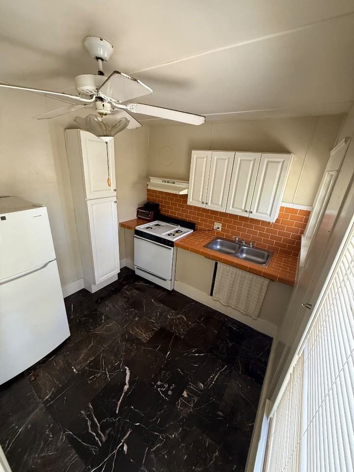 Cherry Street Investments - Photo 2 of 8