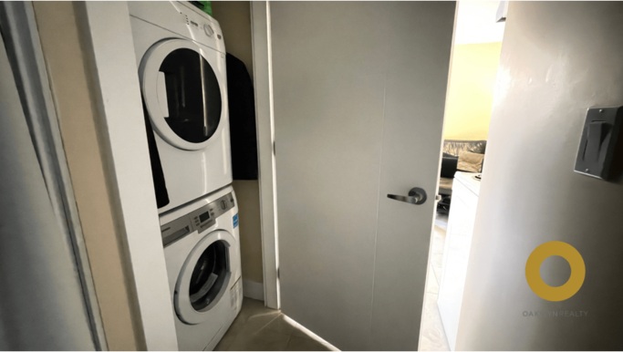 6517 Clinton Street - Photo 7 of 7