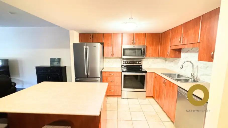 285 Newport Dr #205 - Photo 6 of 16