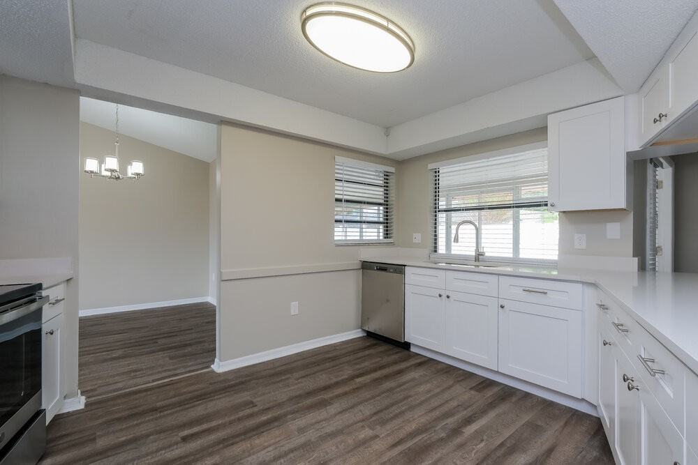 8823 Gum Tree Ave - Photo 7 of 16