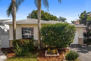 4430 Sw 72nd Way - Photo 1 of 1