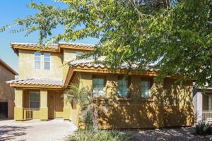 featured image of 3826 E Fairview St