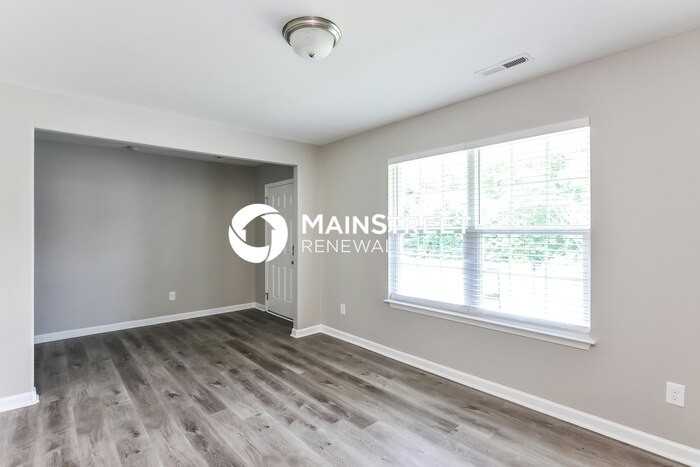 817 Leatherstone Lane - Photo 2 of 17