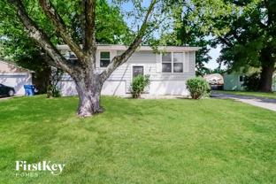 3820 N Lawndale Ave - Photo 1 of 1