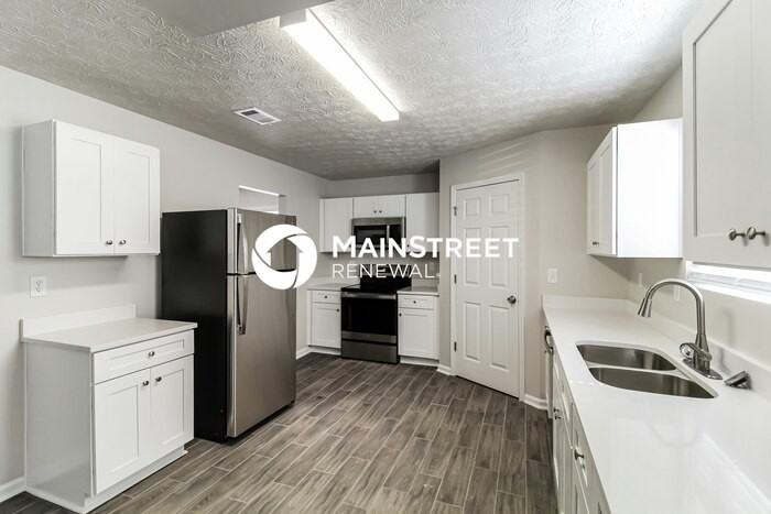 6455 Alford Cir - Photo 4 of 17