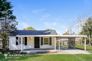 featured image of 208 Bagwell St