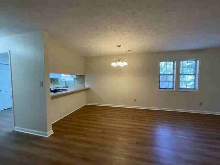123 Valleywood Rd #A - Photo 3 of 11