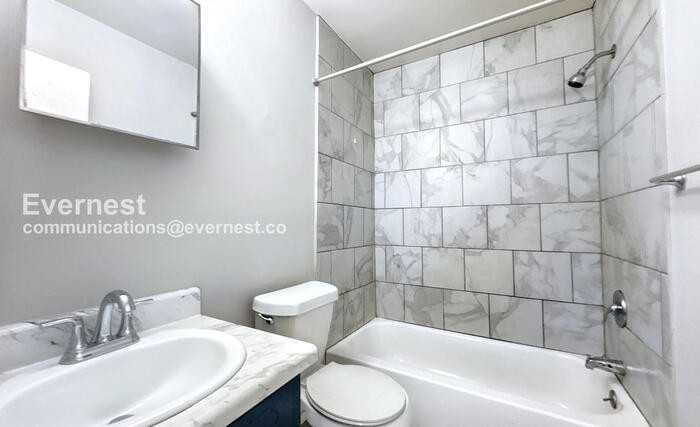 1100 Cotton Ave Sw #B - Photo 6 of 15