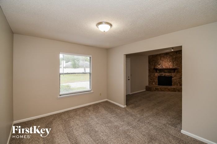 4375 Morning Dove Dr - Photo 3 of 15