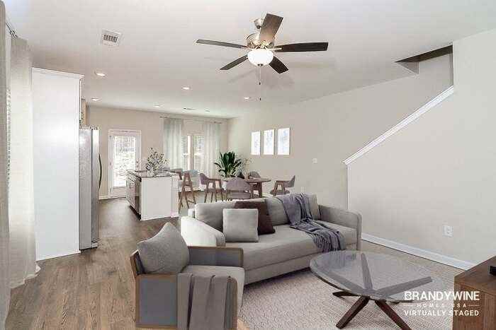 110 Crestview Way - Photo 3 of 32