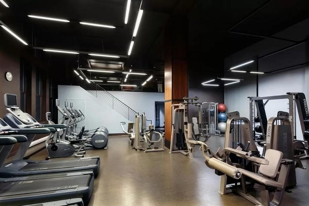 Wall St #6Q - Photo 4 of 7