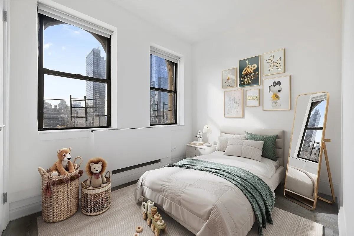 W 34th St #14C08 - Photo 3 of 5