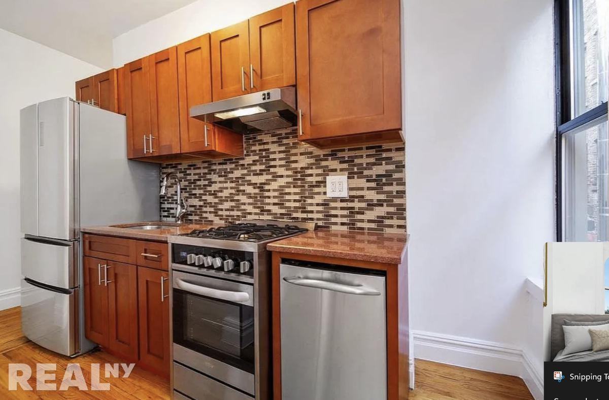 Waverly Pl #15 - Photo 2 of 6