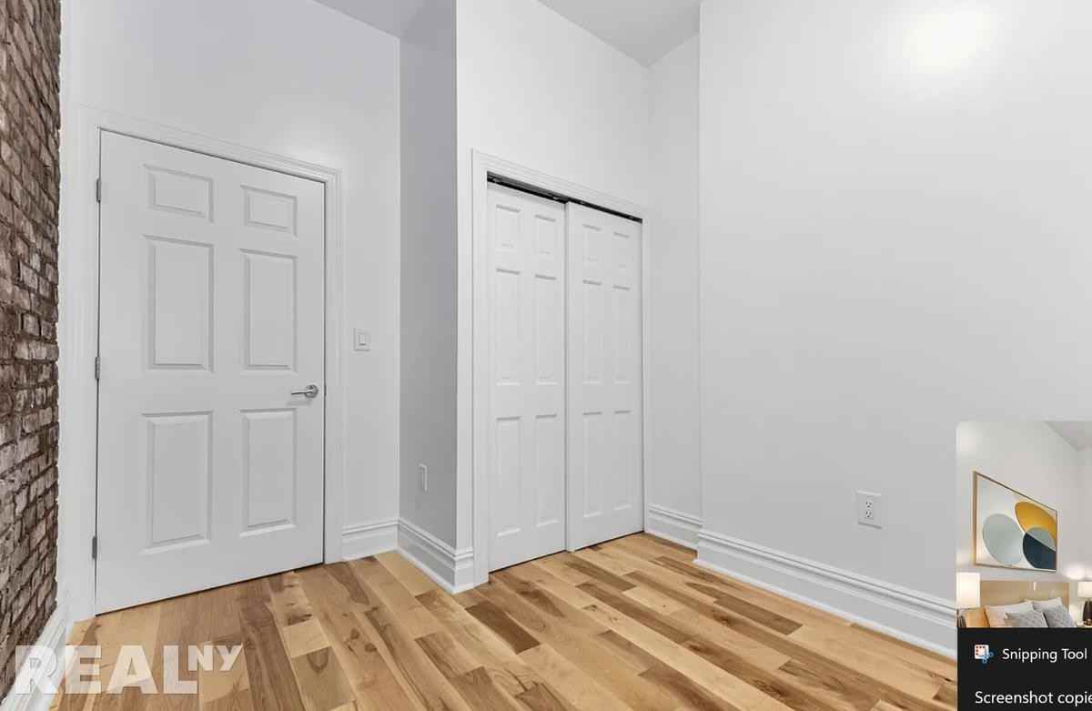 W 16th St #1 - Photo 4 of 6