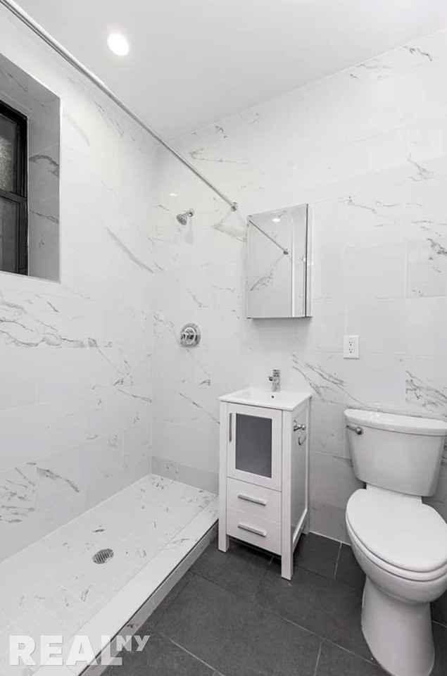 W 16th St #1 - Photo 6 of 6