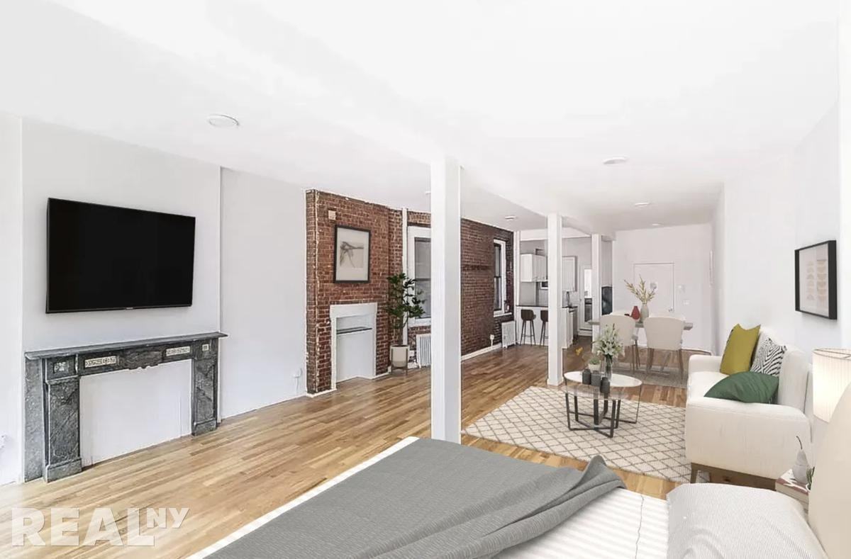 Saint Marks Pl #1 - Photo 2 of 3