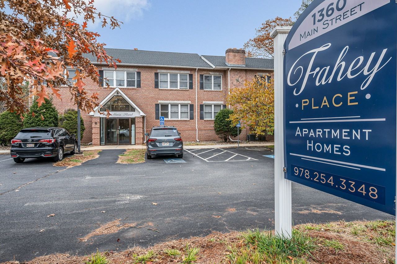 Fahey Place Apartments - Photo 2 of 15