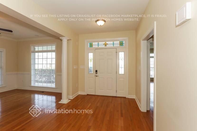 3915 Lake Park Rd - Photo 2 of 24