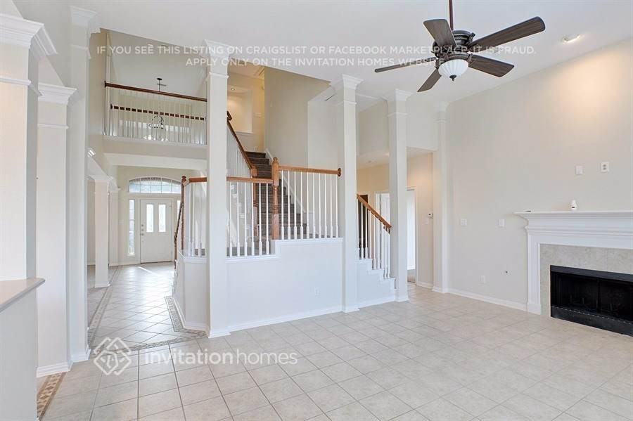 2808 Northwood St - Photo 3 of 7