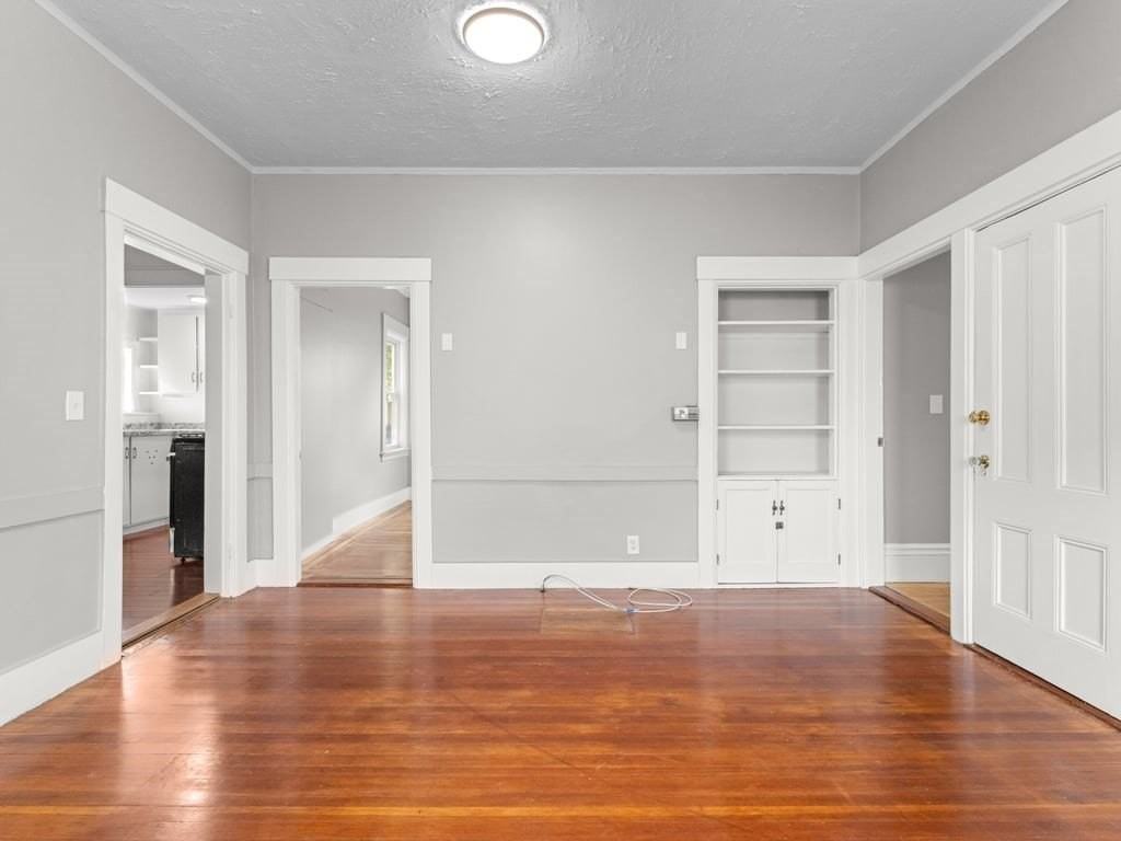 40 West Central Street - Photo 5 of 19