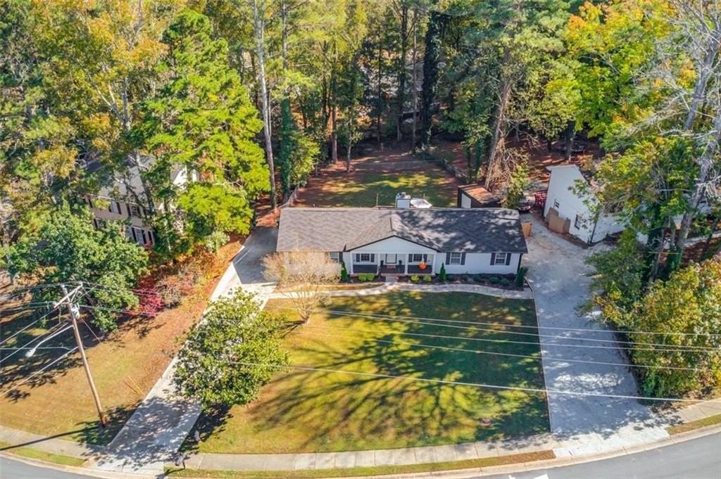 3152 Westbrook Trce - Photo 2 of 26