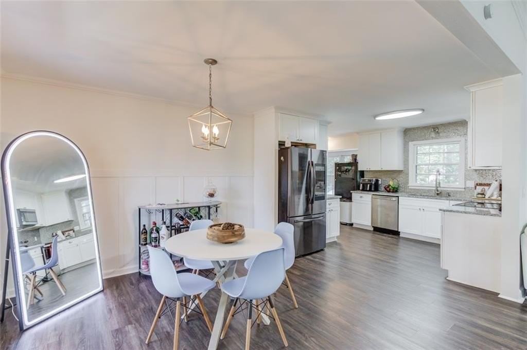 3152 Westbrook Trce - Photo 4 of 26