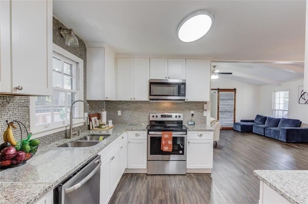 3152 Westbrook Trce - Photo 6 of 26