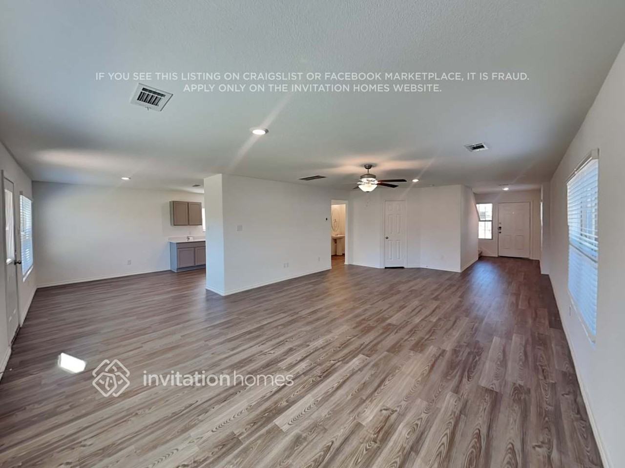 18843 Wembly Vista Trail - Photo 4 of 21