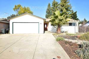 featured image of 2215 N Cirby Way