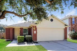 featured image of 922 Doubletree Glen Dr