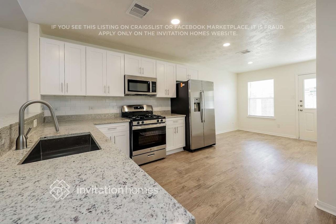 922 Doubletree Glen Drive - Photo 6 of 17