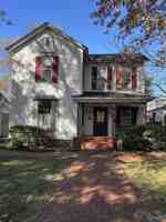 featured image of 620 Sherman St Se