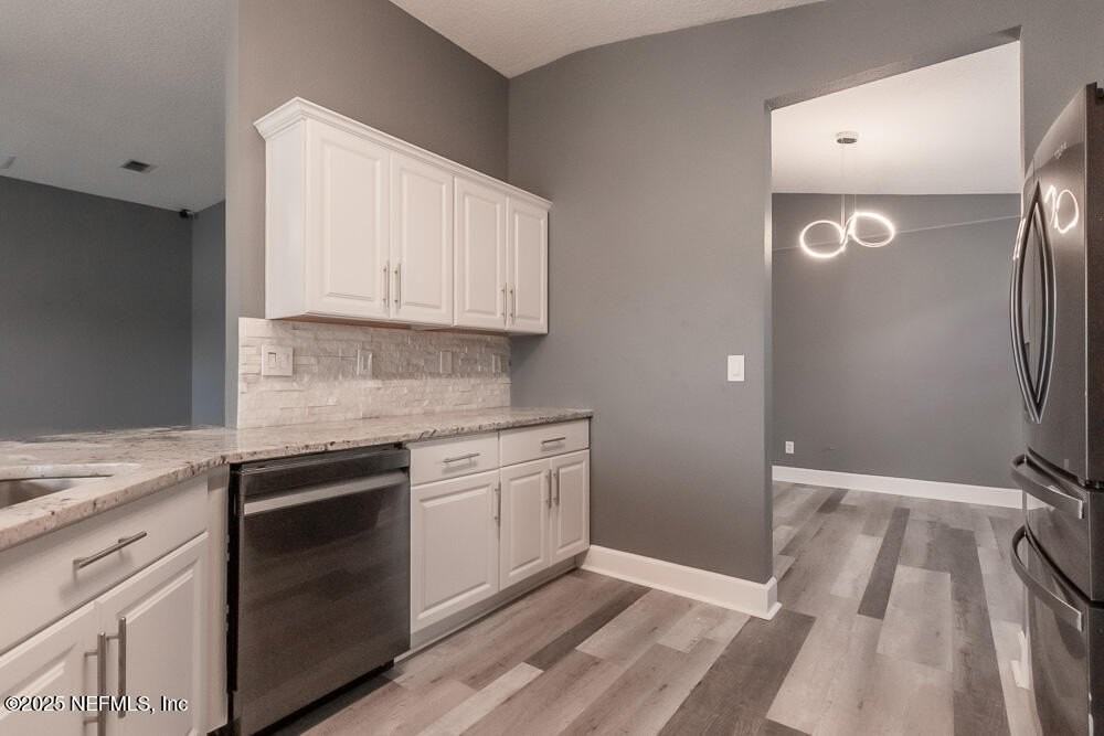 1751 Hollow Glen Dr - Photo 5 of 23