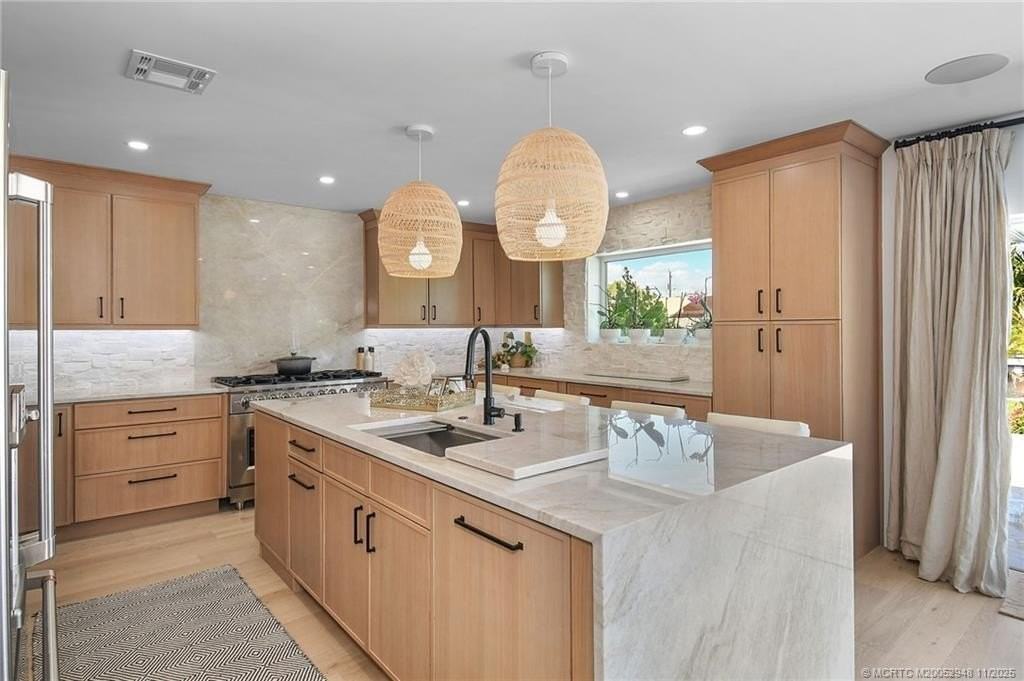 1425 Sw Egret Way - Photo 4 of 48