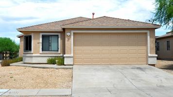 featured image of 2851 E Paseo La Tierra Buena