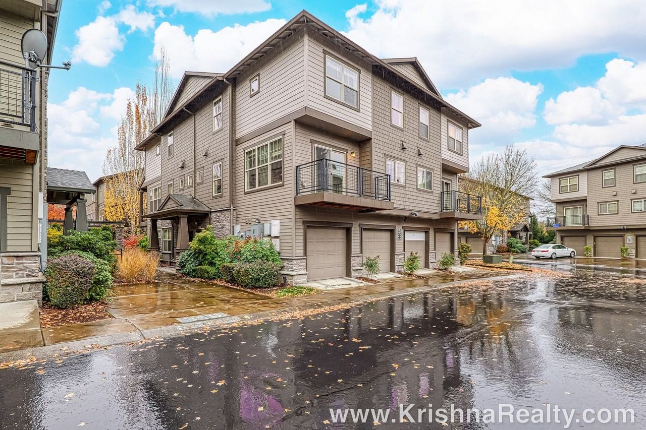 614 Northeast Newstead Lane - Photo 2 of 23