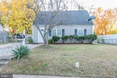 121 Cabbel Dr - Photo 1 of 1