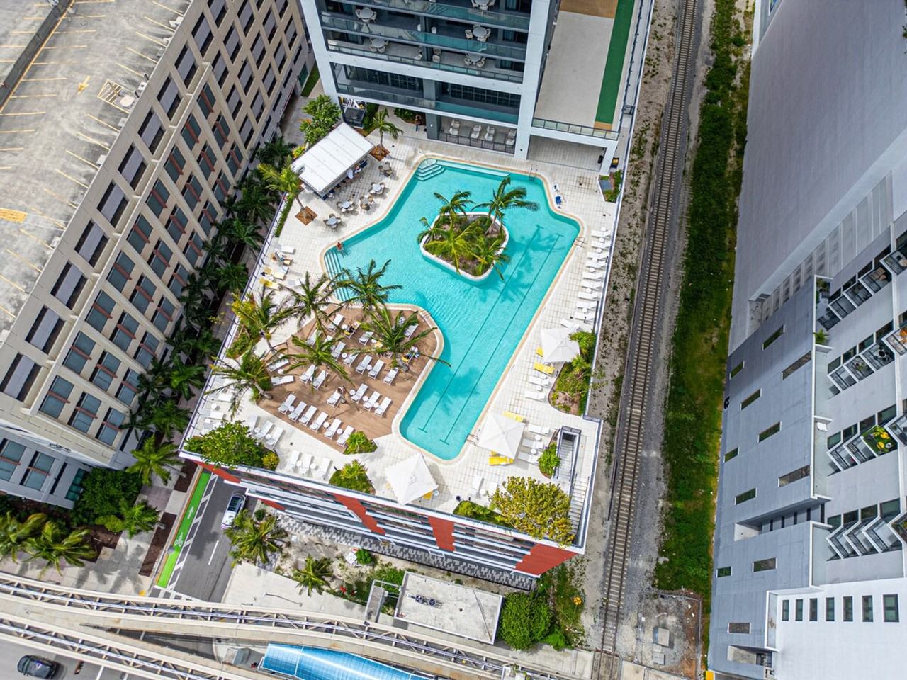 701 Ne 1st Ave #1028793P - Photo 3 of 46