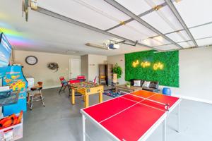 featured image of 11906 Blueridge Mnt Dr