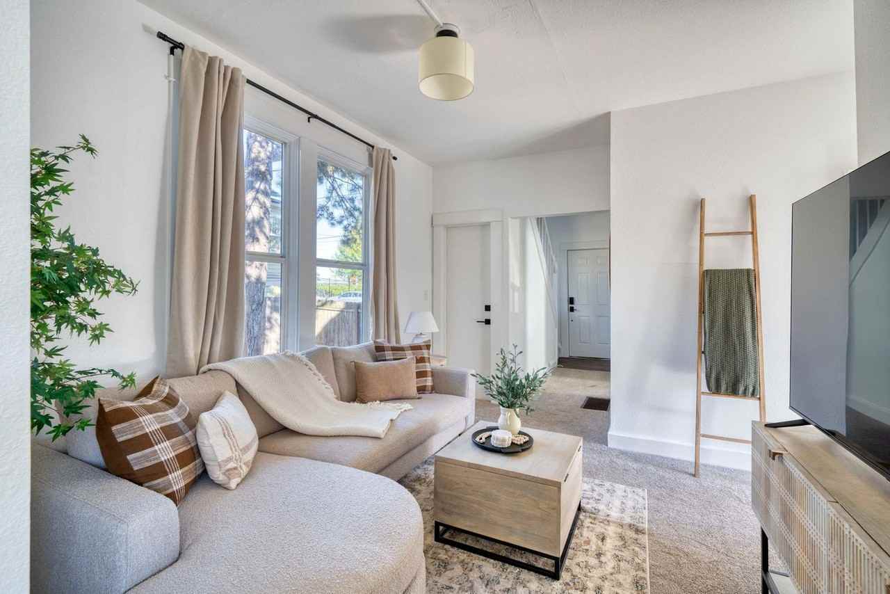 3029 S Water Ave #1309888P - Photo 4 of 41