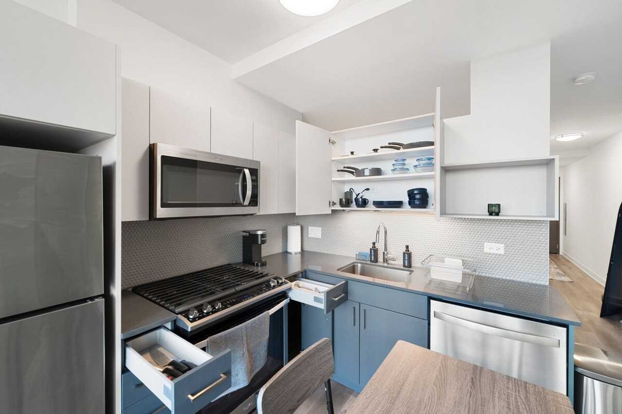 720 S Wells St #1310542P - Photo 4 of 31