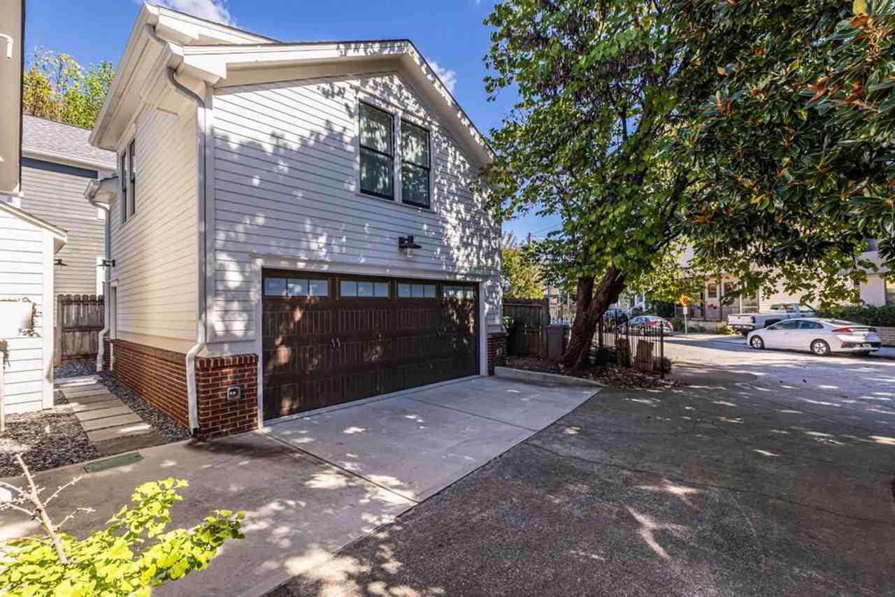 69 Randolph St Ne #1323858P - Photo 3 of 19